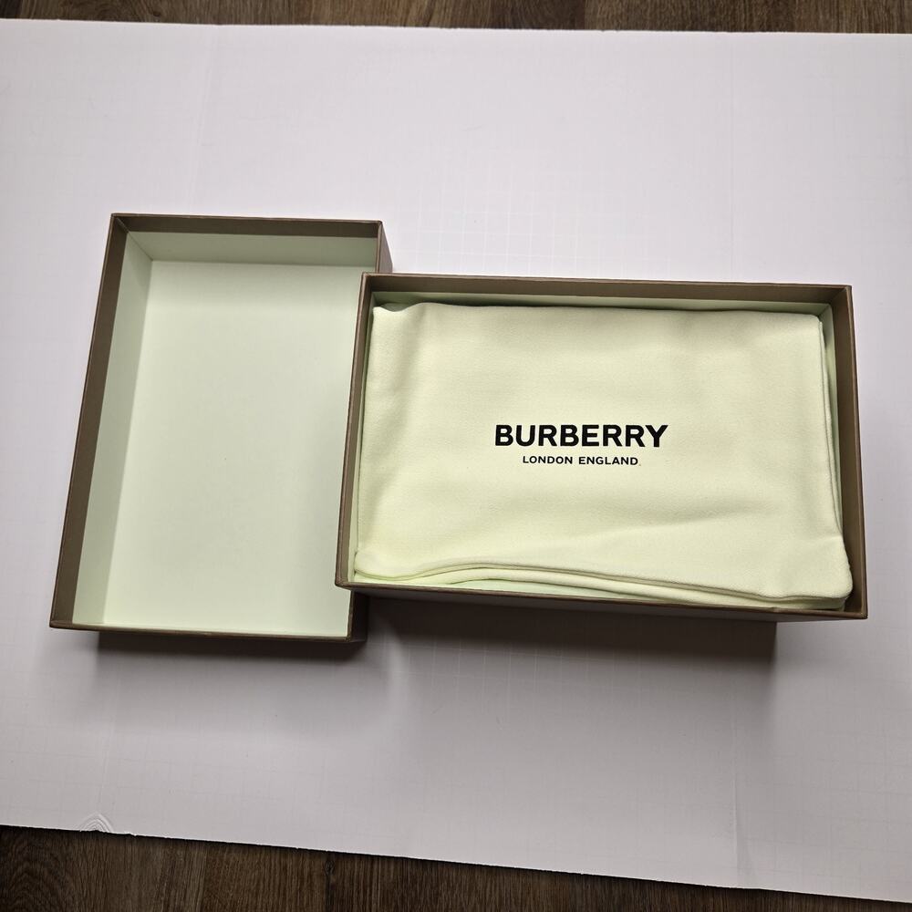 Burberry Vintage Check Cotton Newborn Bootie/Sneaker NWT Sizes EUR 17 / US 1.5/2 - Picture 10 of 11